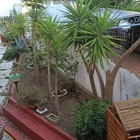 Zond - A Pochi Passi Dal Mare Bandiera Blu Feriehus *